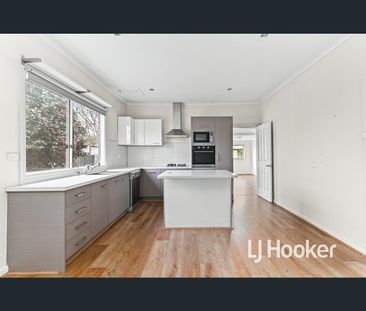 15 Gardner Street, Koo Wee Rup, Vic 3981 - Photo 2