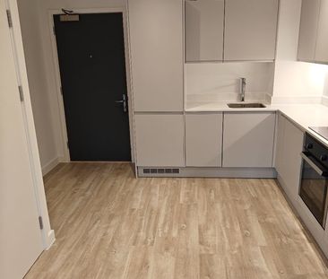 1 Bed Flat, Silkbank Wharf, M5 - Photo 4