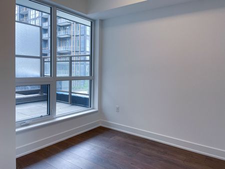 For Lease - 2343 Khalsa Gate Unit# 201, Oakville, Ontario - Photo 3