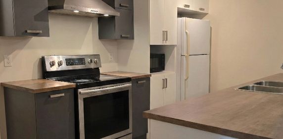 5½ Au Dernier étage - Photo 2