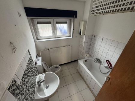 Helle 3-Zimmer-Wohnung in begehrter Lage von Saarbrücken – Bei der Goldenen Bremm 18 [HMR-O45E02] - Foto 5