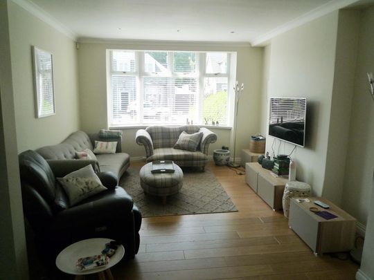 4 bedroom semi-detached house to rent - Photo 1