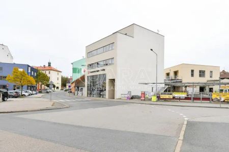 Pronájem bytu 2+kk v centru Benešova - Photo 3