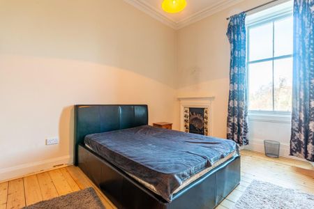 4 bedroom flat to rent - Photo 3