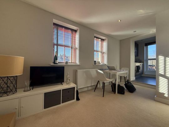 1 bedroom apartment to rent - Photo 1