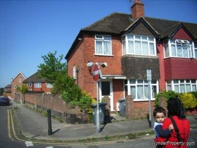 1 bedroom property to rent in Reading - Photo 5