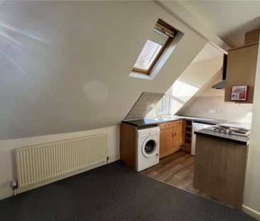 Studio to rent - Photo 6