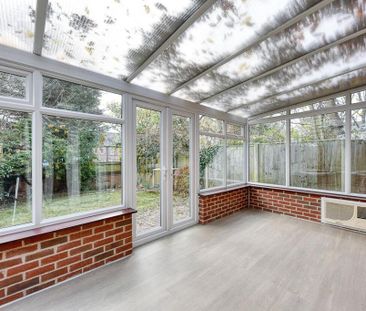 3 bedroom semi-detached house to rent - Photo 5
