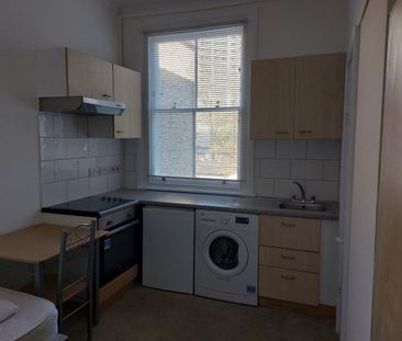 Studio Flat, Saltram Crescent, W9 - Photo 3