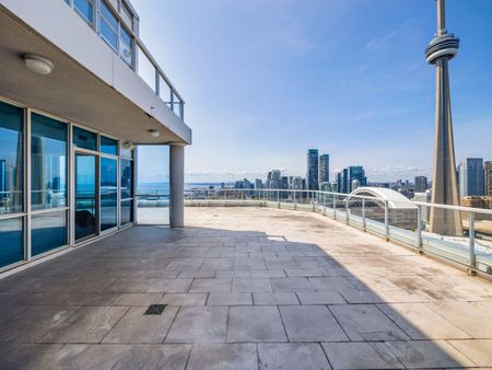 For Lease - 208 Queens Quay Unit# Lph4, Toronto, Ontario - Photo 3