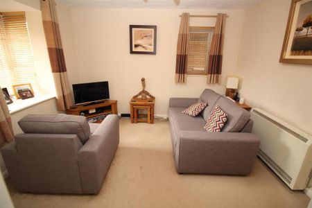 1 bedroom end of terrace house to rent - Photo 5