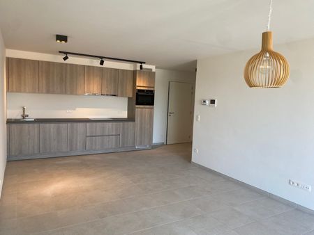 Prachtig, nieuw energiezuinig één-slaapkamerappartement met mooi overdekt terras en autostandplaats - Foto 2