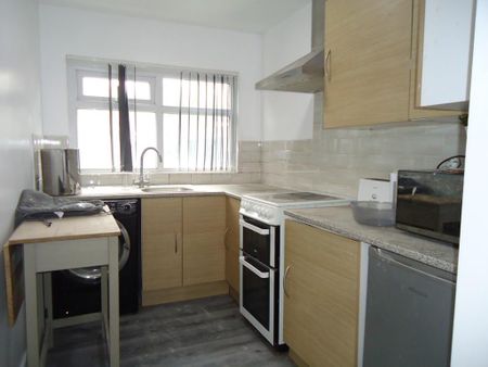 1 bedroom apartment to rent - Photo 3