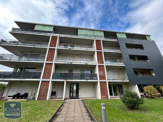 Location Appartement 1 pièce 25m² ST PRIEST EN JAREZ 42270 - Photo 1