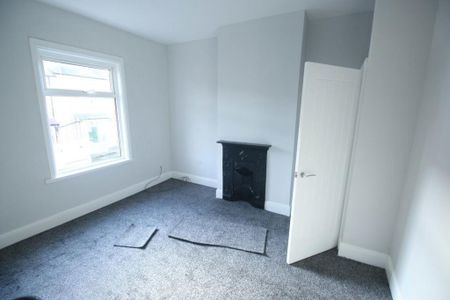 2 bedroom house to rent - Photo 3