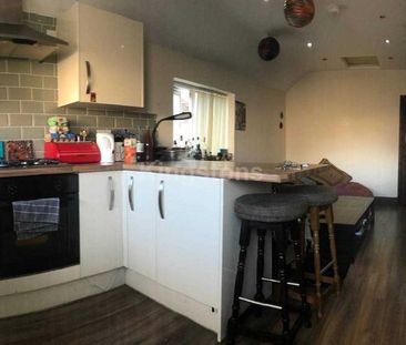 4 bedroom duplex to rent - Photo 6