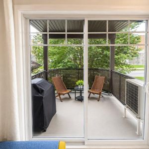 Bright and spacious 2-bedroom apartment – 1,094 sq ft - Photo 2