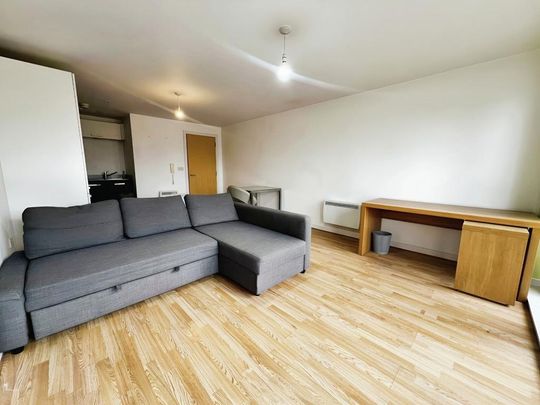 2 bedroom apartment to rent - Photo 1