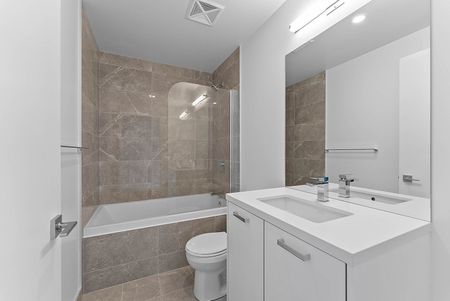 For Lease - 284 King Street Unit# 2504, Toronto, Ontario - Photo 5