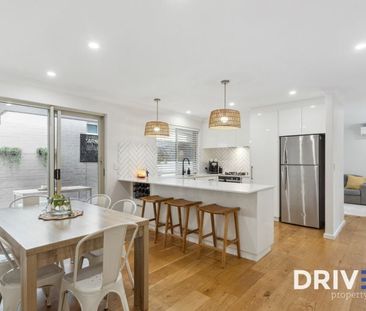 Charming and Convenient Coastal Living! - Photo 5