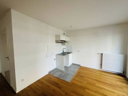 Rental Apartment Rueil-Malmaison Mont-Valérien - Photo 3