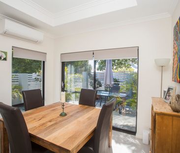 Immaculately presented front unfurnished home. - Photo 6