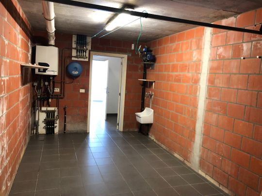 EENGEZINSWONING + garage & tuin - Photo 1