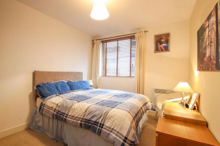 2 bedroom apartment to rent - Photo 4