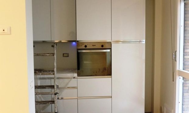 VIgna Clara-Flamina: Furnished 2 Bedroom, 2 bath, new kitchen, large private terrace. Air conditioning, parquet floors, near shops, services. # 1882 - Photo 1