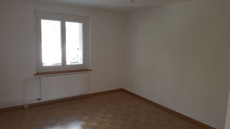 Genossenschaftswohnung (ohne Balkon) Nähe Tissotarena und Tierpark - Photo 3