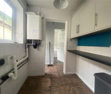 2 bedroom terraced house to rent - Photo 3
