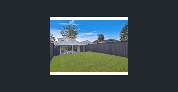 Luxurious Near New 5 Bedroom Home! - Photo 1