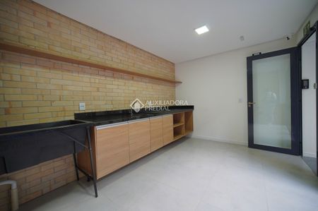 Apartamento com 1 quarto e 24m² para alugar em Independência, Porto Alegre. - Foto 2