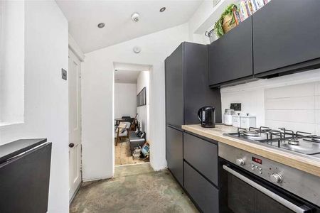 Brunswick Square, Hove, BN3 - Photo 5