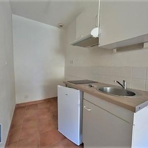 Location Appartement 1 pièce 27m² AIX EN PROVENCE 13100 - Photo 2