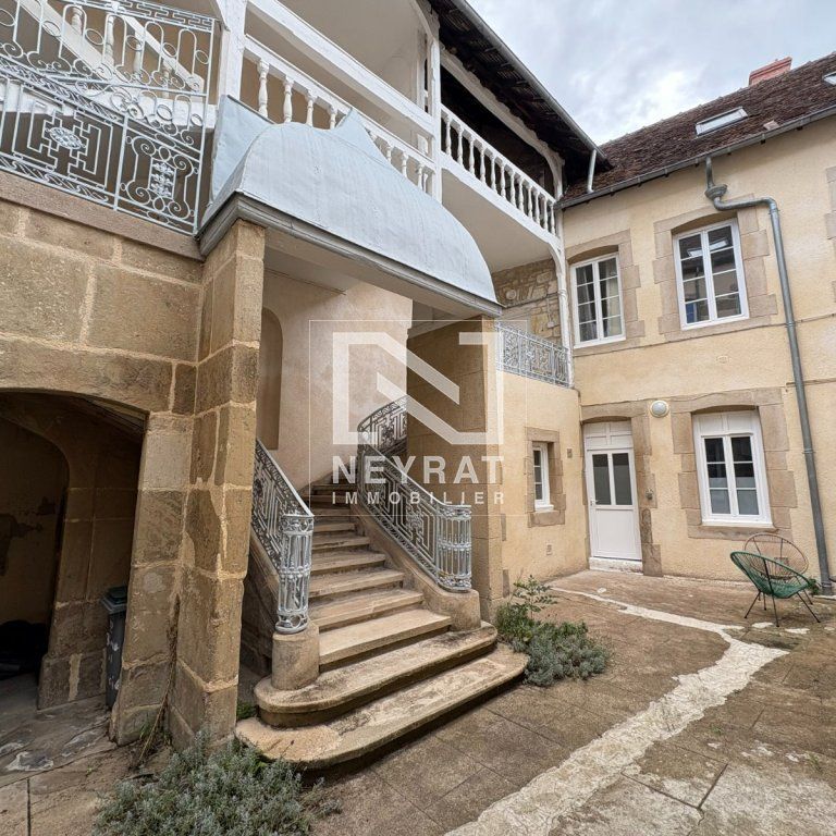 Location Appartement 1 pièce Meublé 28m² AUTUN 71400 - Photo 1