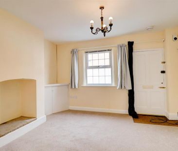 2 bedroom end of terrace house to rent - Photo 1