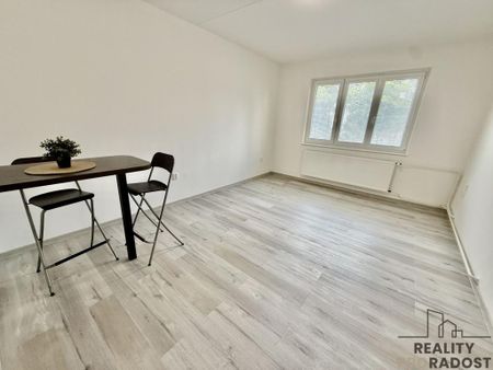 Pronájem bytu 2+1 65 m2 - Фото 4