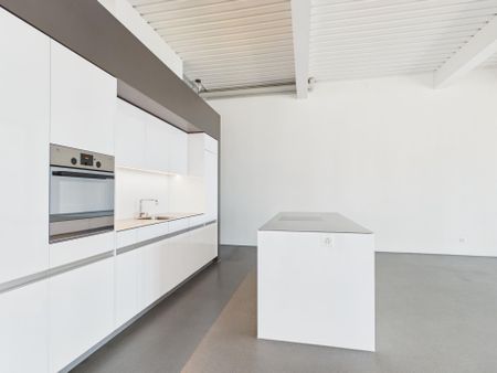 moderne 2-Zimmer-Loftwohnung in der Nähe des Westside - Photo 2