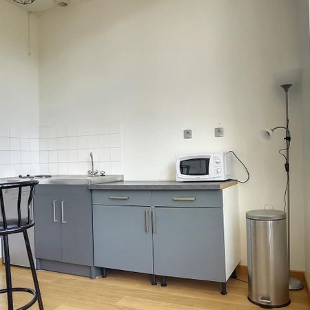 Location Appartement 2 pièces 43m² TROYES 10000 - Photo 3