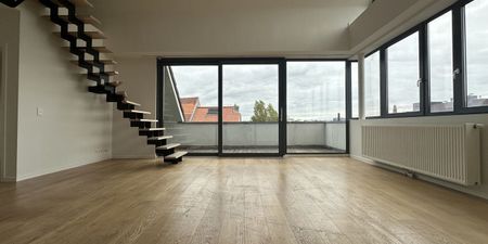 Penthouse te huur in Antwerpen voor € 1.300 met 2 slaapkamers - Photo 3