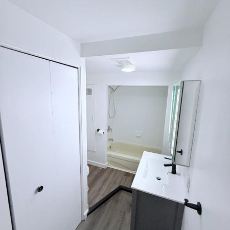 Logement 3 1/2 à Saint Jérôme - Photo 3