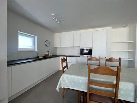 Lichtrijk nieuwbouw appartement met zonnig terras - Foto 4