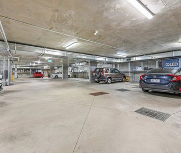 Apartment Perfection In Brilliant Position - Photo 3