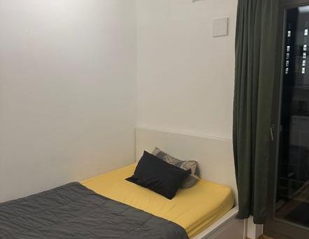 Studio apartment for sublet - Photo 1