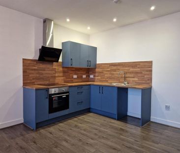 2 bedroom flat to rent - Photo 4