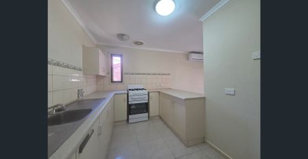 3 Bedder Family-Friendly Living - Photo 5