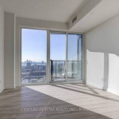 3 Bedroom, 2 Bathroom - Liberty Market Tower - Photo 4