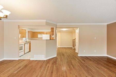 For Lease - 128 Boulder Way, Barrhaven, Ontario - Photo 2