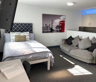 1 bedroom private hall to rent - Photo 1